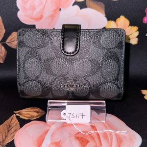 Authentic Coach small wallet